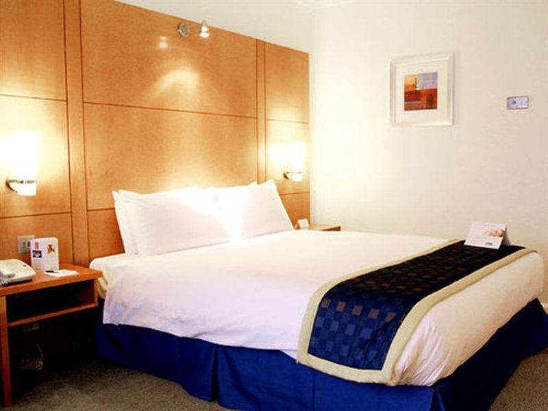 Holiday Inn London - Heathrow M4,Jct.4, An Ihg Hotel West Drayton  Quarto foto